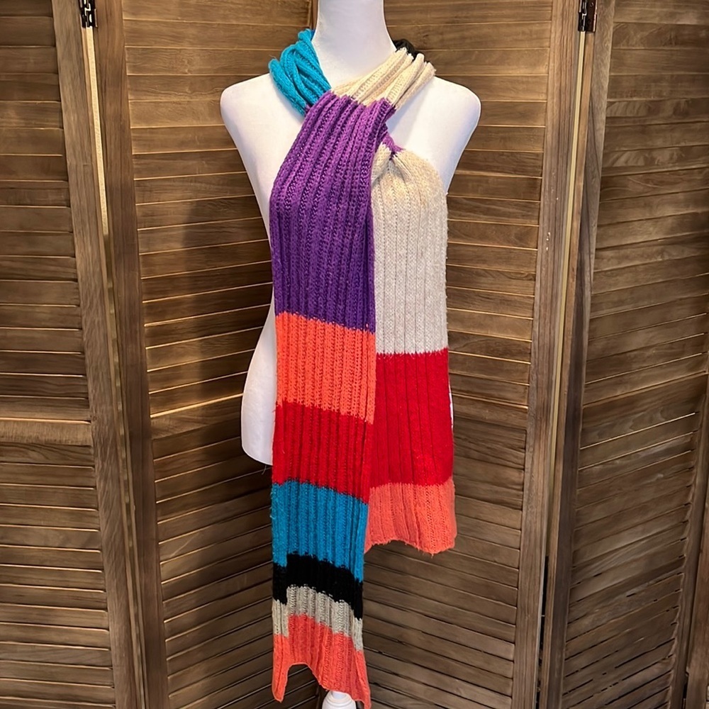 Old Navy colorful scarf